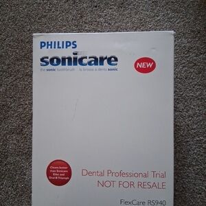 Philips Sonicare FlexCare RS940 Electric Toothbrush (New Open Box)